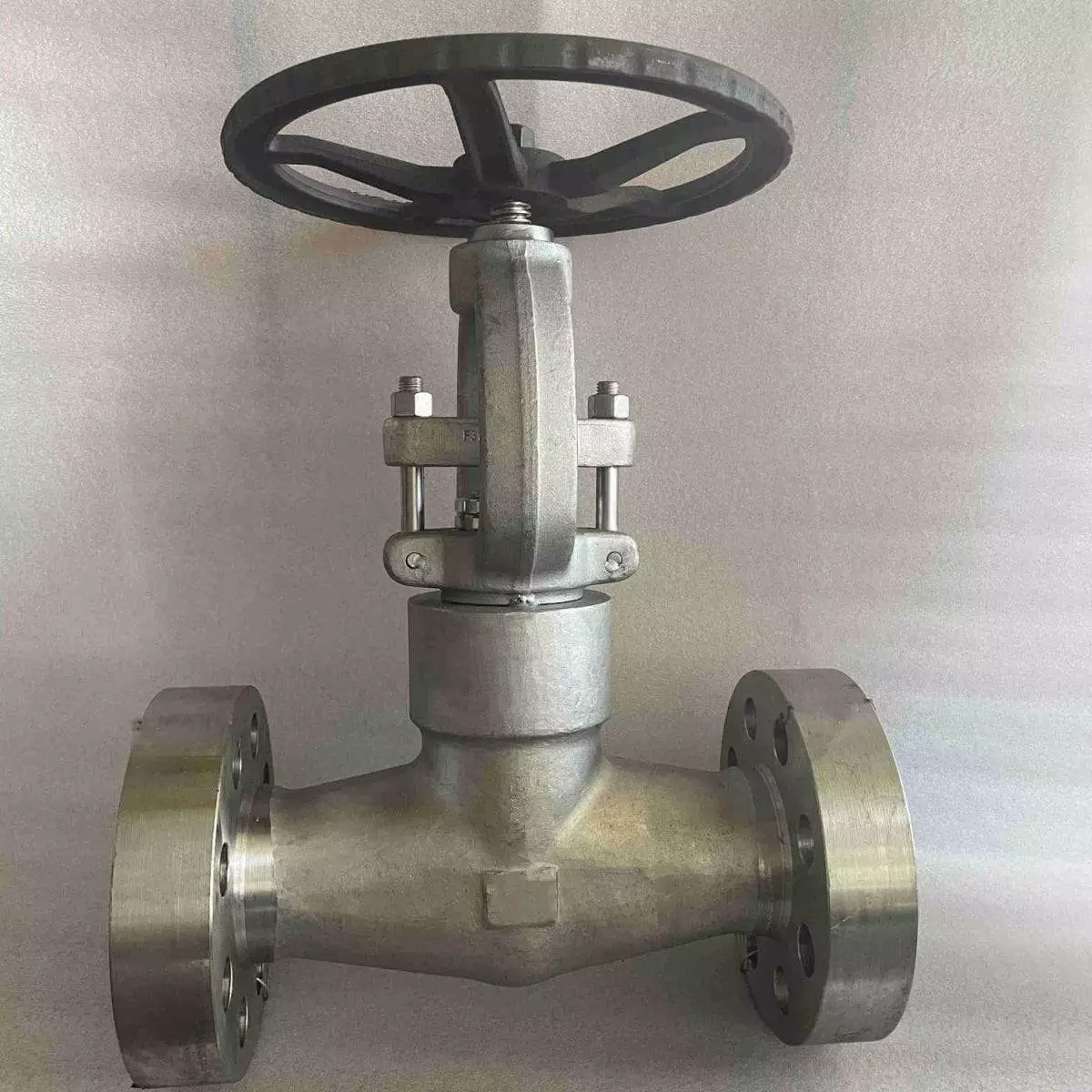 Welded Bonnet Gate Valve, SS ASTM A182 F316, 2 Inch, 2500 LB