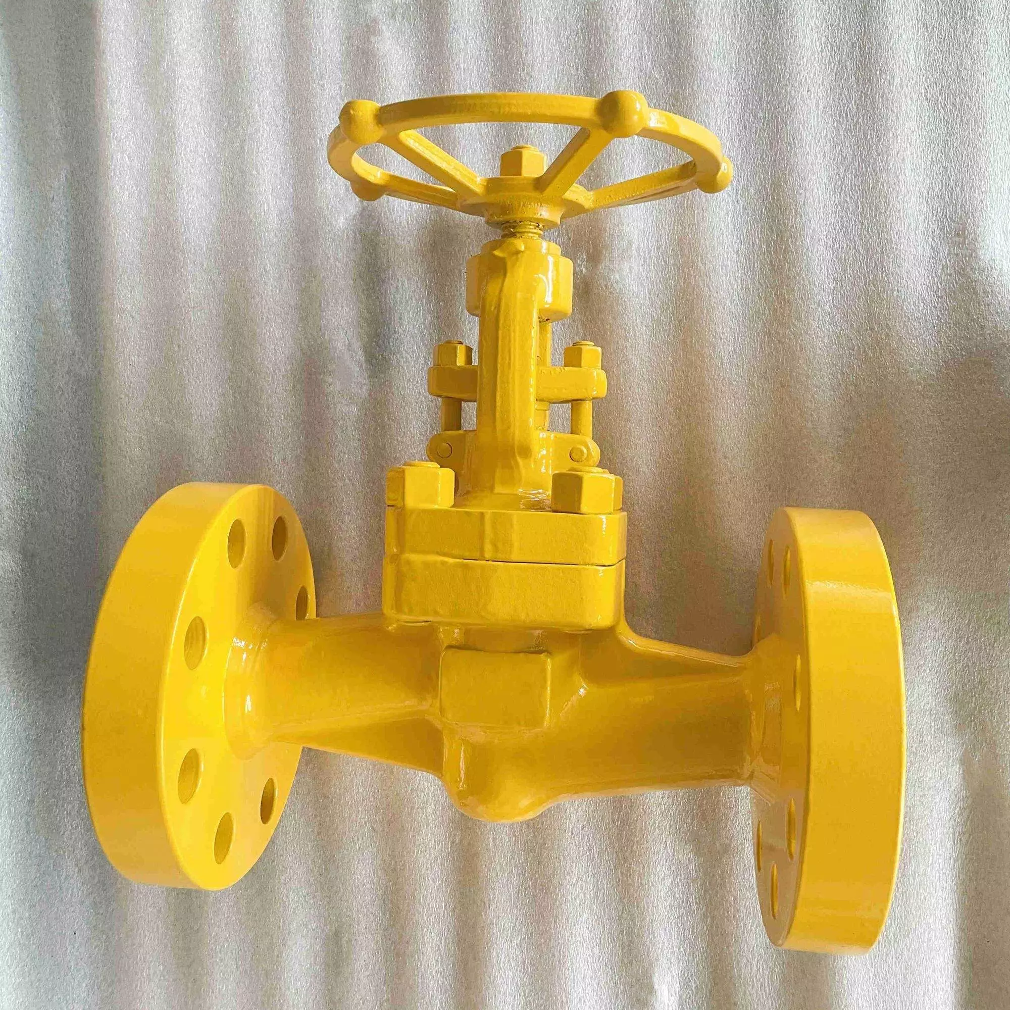 ASTM A105N Globe Valve, API 602, 1 Inch, Class 300 LB, RF