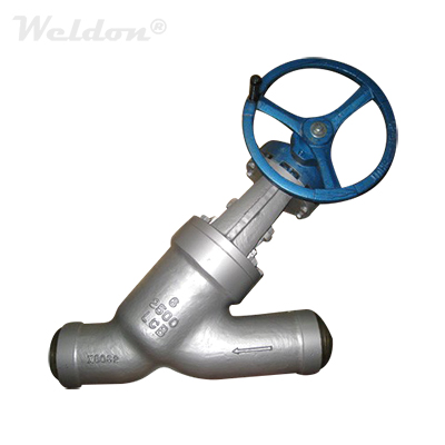 ASTM A217 LCB Y-Pattern Globe Valve, 6IN, CL2500, ASME B16.34, BW