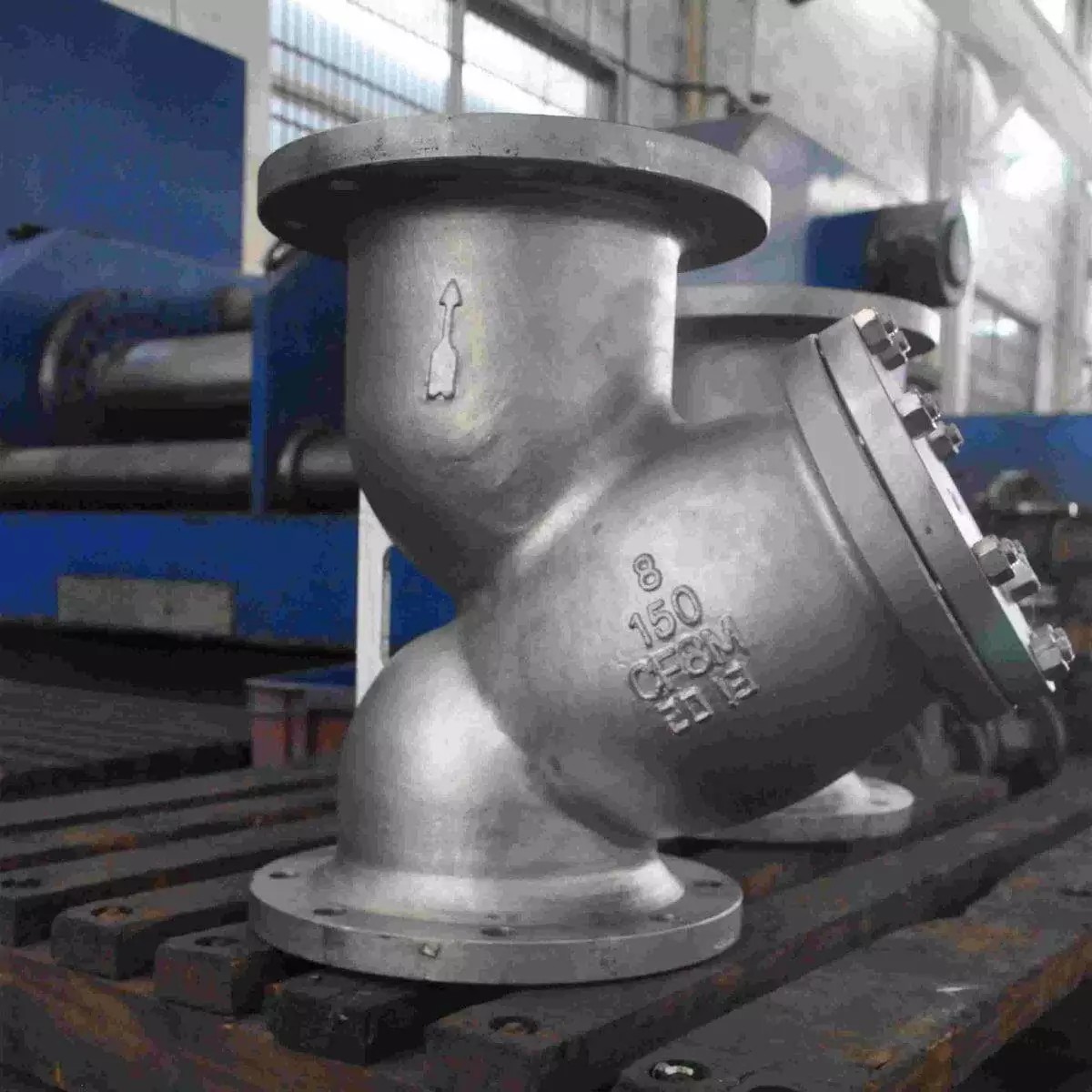 ANSI B16.34 Y Strainer, ASTM A351 CF8M, 8 Inch, 150 LB, RF