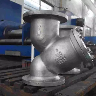 ANSI B16.34 Y Strainer, ASTM A351 CF8M, 8 Inch, 150 LB, RF