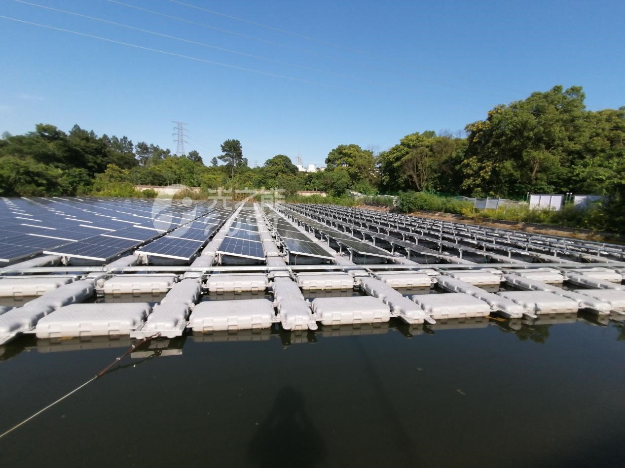 Floating PV on Pond in Jiangsu - 2 MW