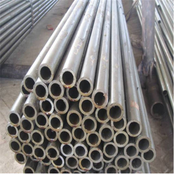 ASTM A335 Alloy Steel Pipe, P5, P9, P22, 6-720 MM, WT 0.5-120 MM
