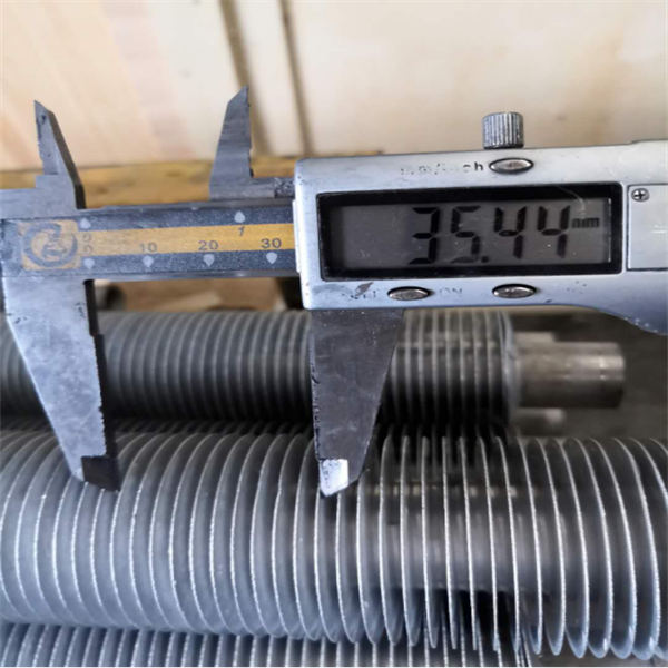 Copper, Aluminum, Titanium Extruded Fin Tube, OD 21.3-73 MM