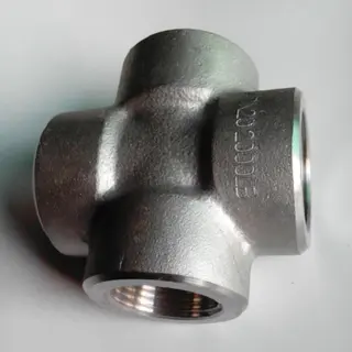 ASTM A105 Equal Pipe Cross, ASME B16.9, 1/2-8 Inch, SW