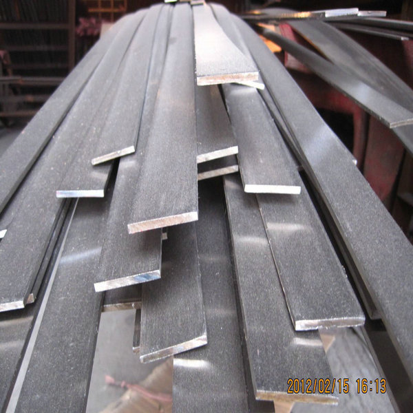 Long & Rectangular-shaped Metal Flat Bar