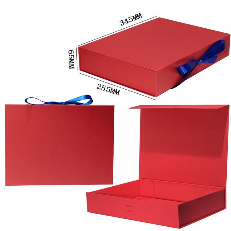 Empty carton box Empty carton box