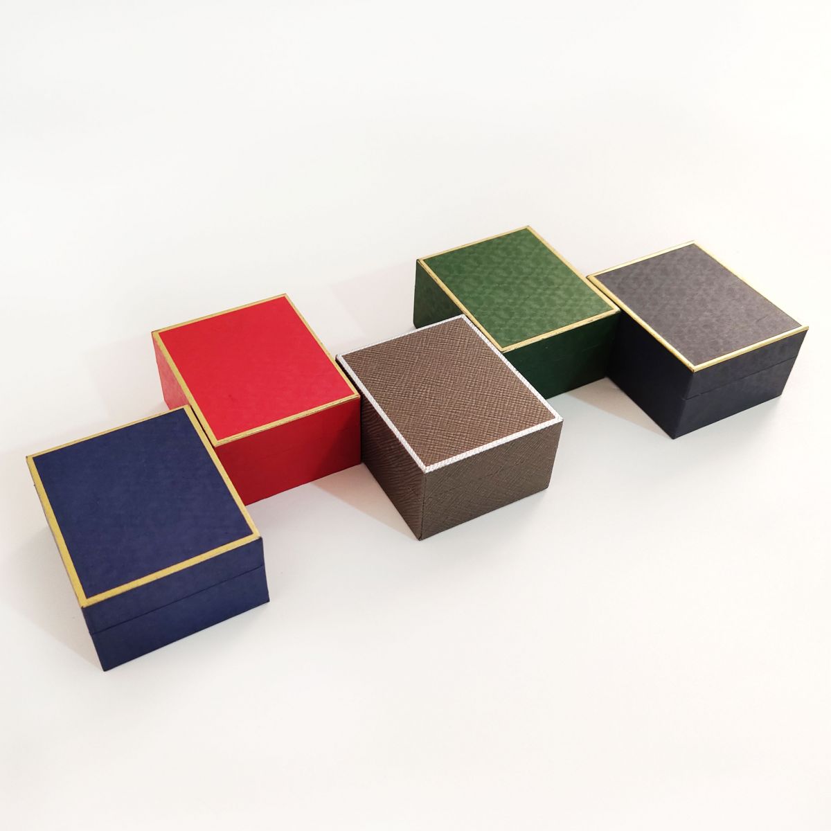Square Simple Paper Package Gift Cardboard Customized Packaging Box Personilized Product Carton
