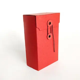 PB042 Button & String Gift Box