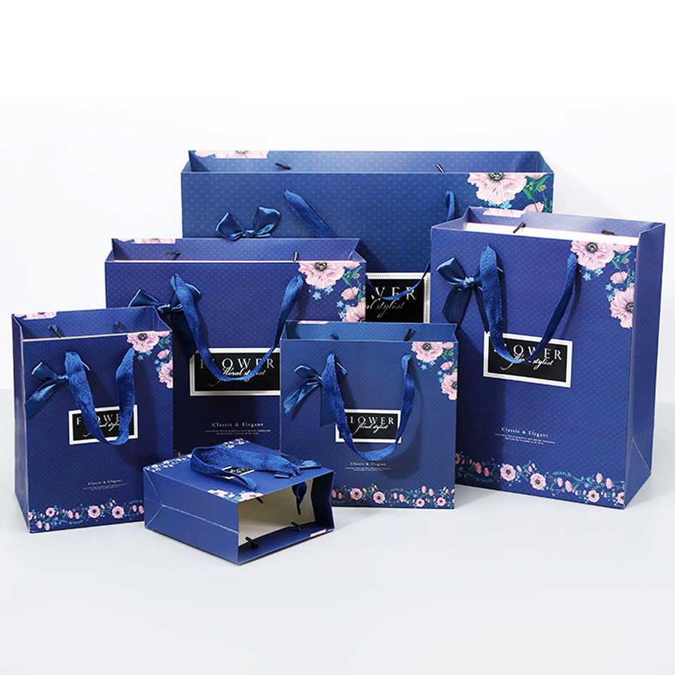Custom Printed Gift Bags Wholesale