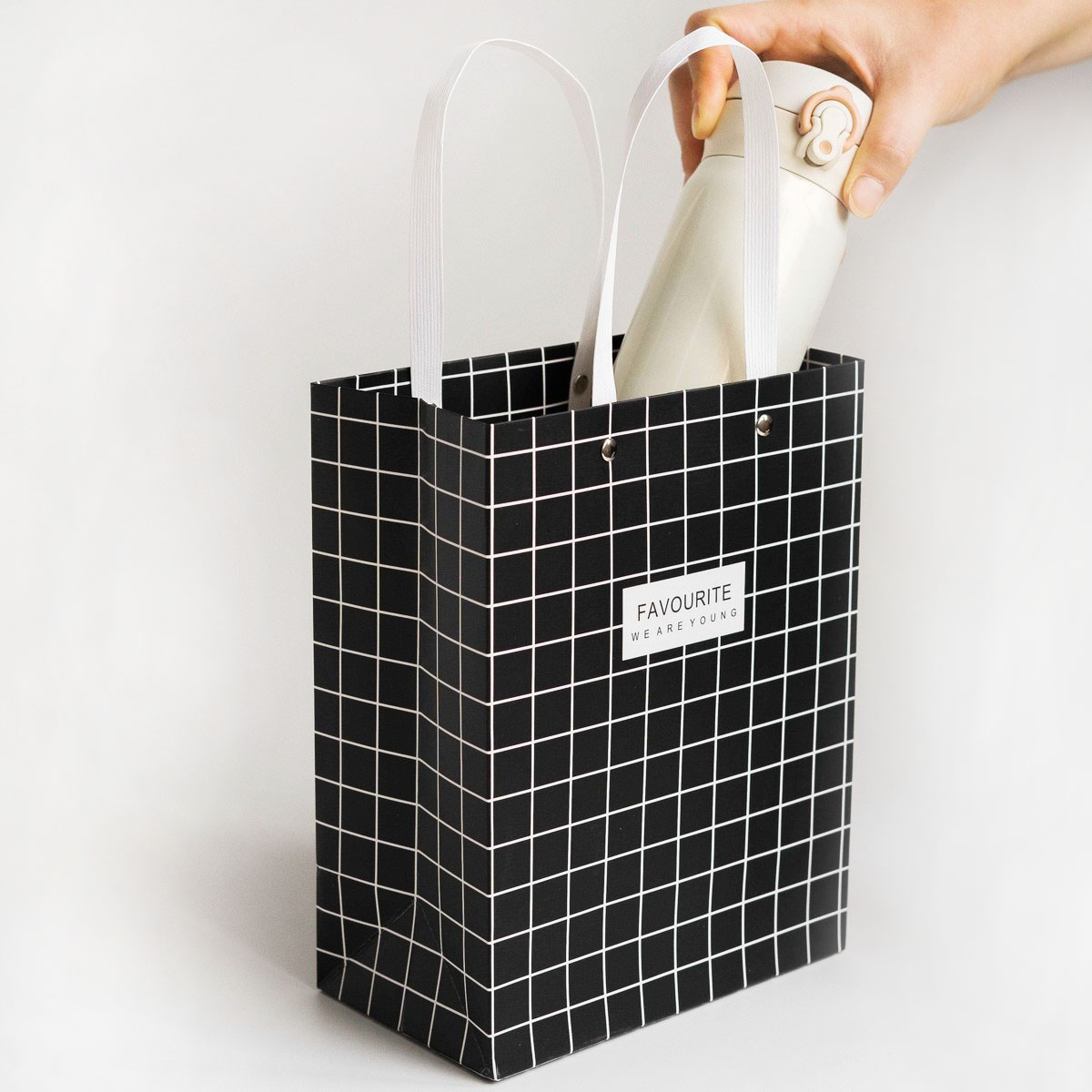 Paper Shopping Bags With Handles