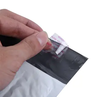 Economy White Poly Bubble Mailers