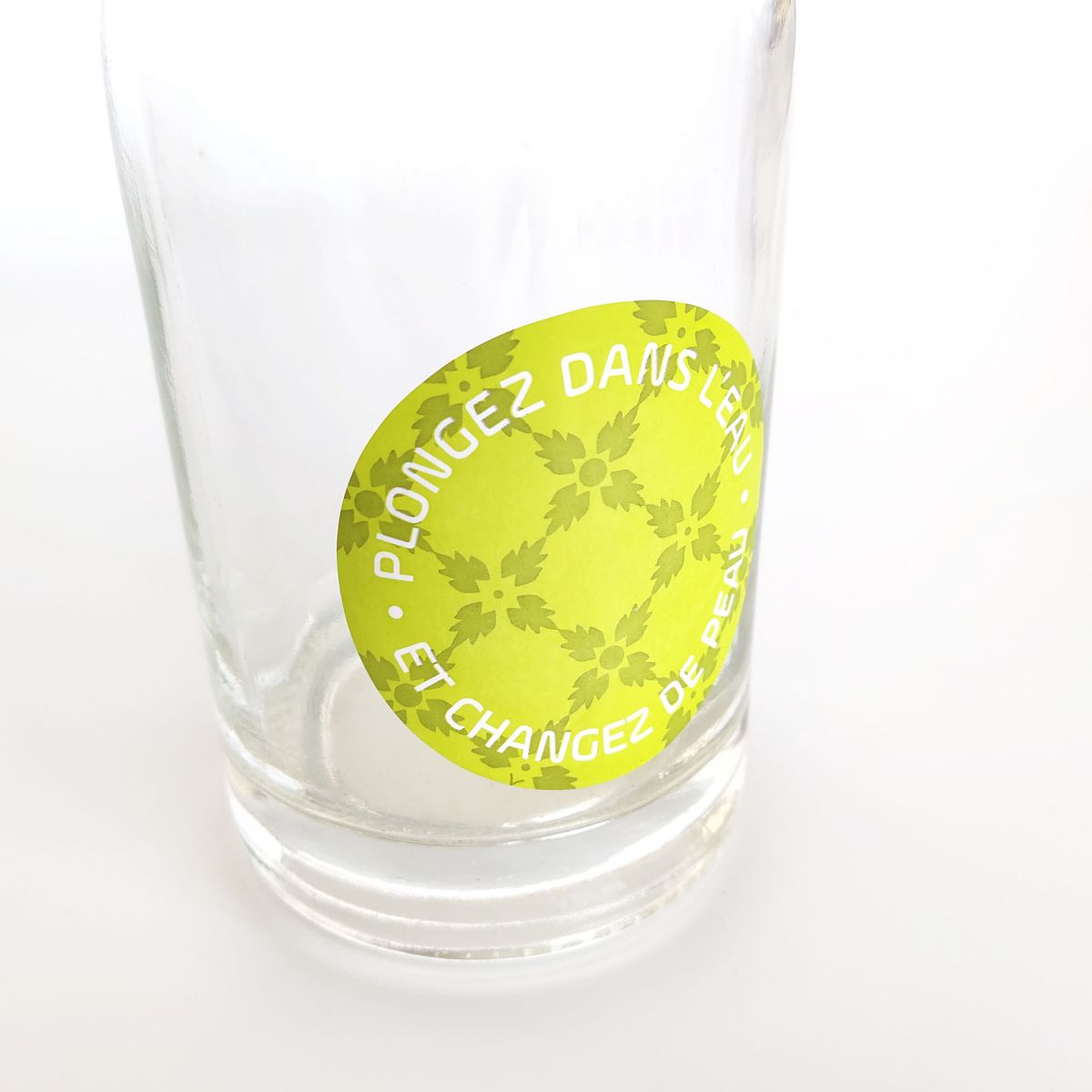 RL006 Custom Circle Stickers