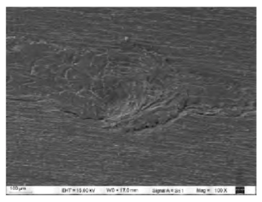 The electron microscope scanning morphology of defects during pipe rolling