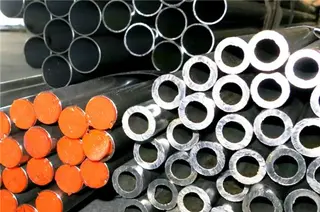 ASTM A333 Carbon Steel Seamless Pipe, 1/8-30IN, SCH 40-XXS