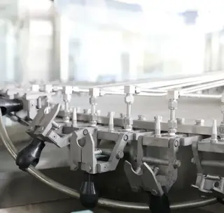 Automatic Aluminium Can Beverage Filling Machine, 200-2000 ML
