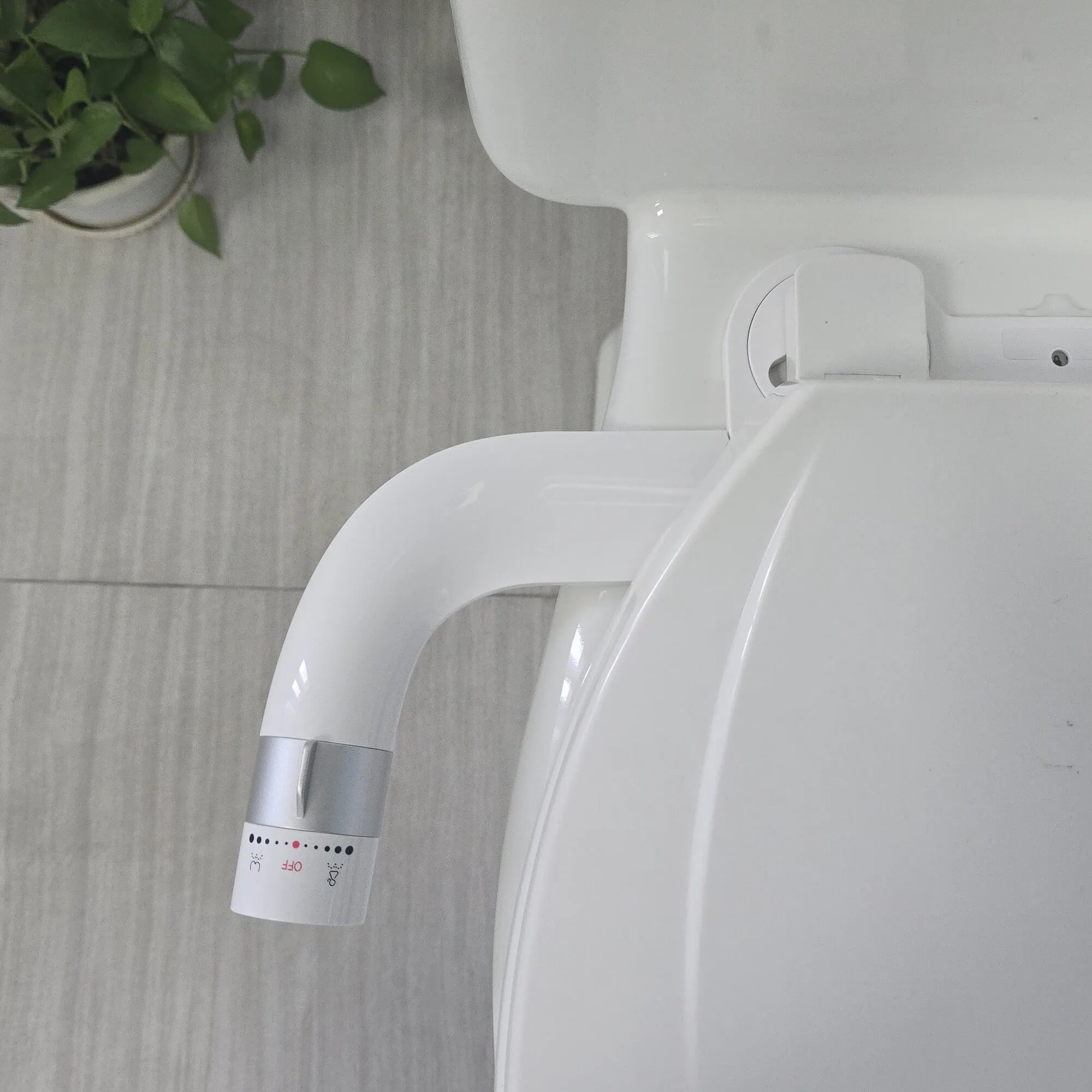 Small Bidet Attachment Dual Nozzle With Nozzle Self-cleaning