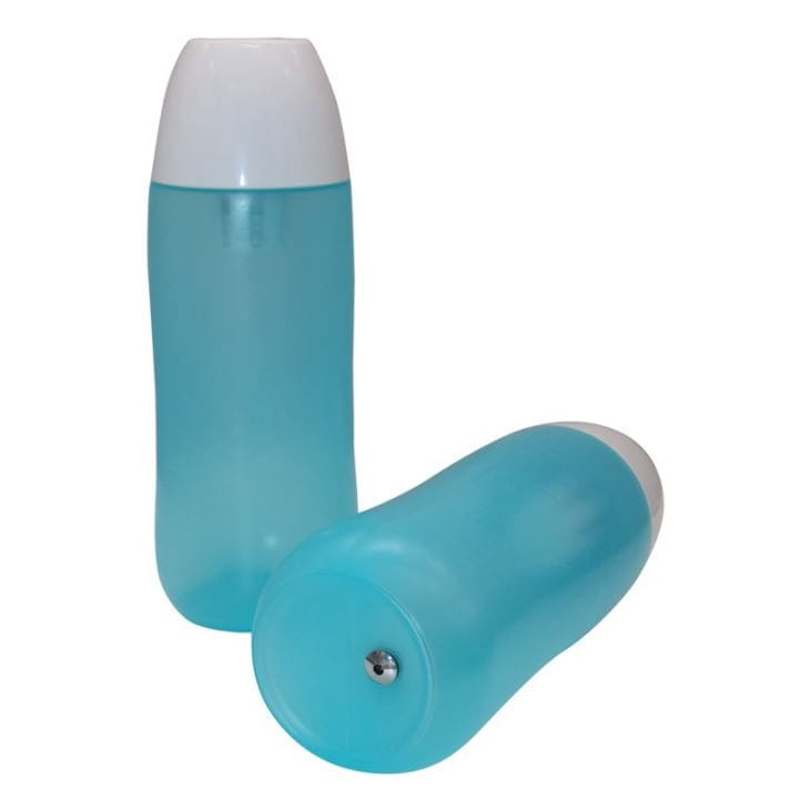 Portable handheld bidet with retractable nozzle