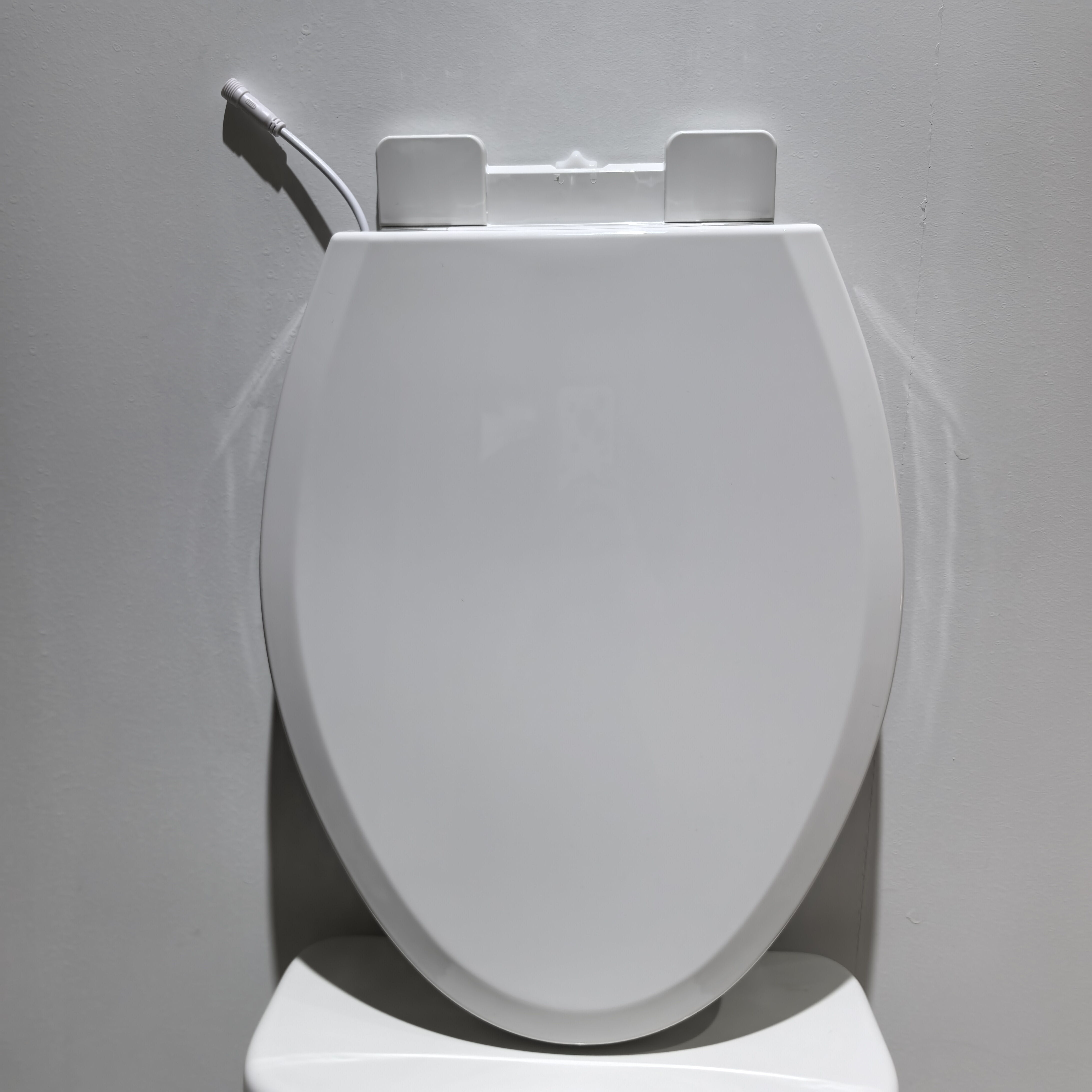 Heated Toilet Seat New V Shape Toilet Seat Temperature Adjustable Slow-Close Toilet Seats