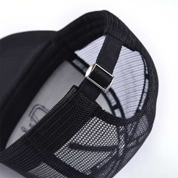Custom Curved Brim Mesh Embroidered Logo Trucker Cap