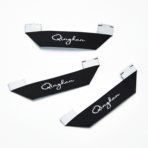 Wholesale Mitre Fold Polyester Woven Label