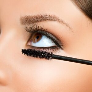 The Disadvantages and Advantages of Eyelash Extensions: How to Keep It Longer?