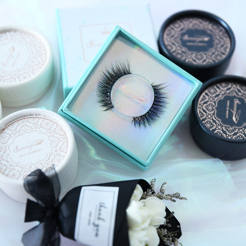 3D Mink Magnetic Eyelashes, Natural Dense, Dramatic Feather-Shaped