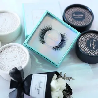 3D Mink Magnetic Eyelashes, Natural Dense, Dramatic Feather-Shaped