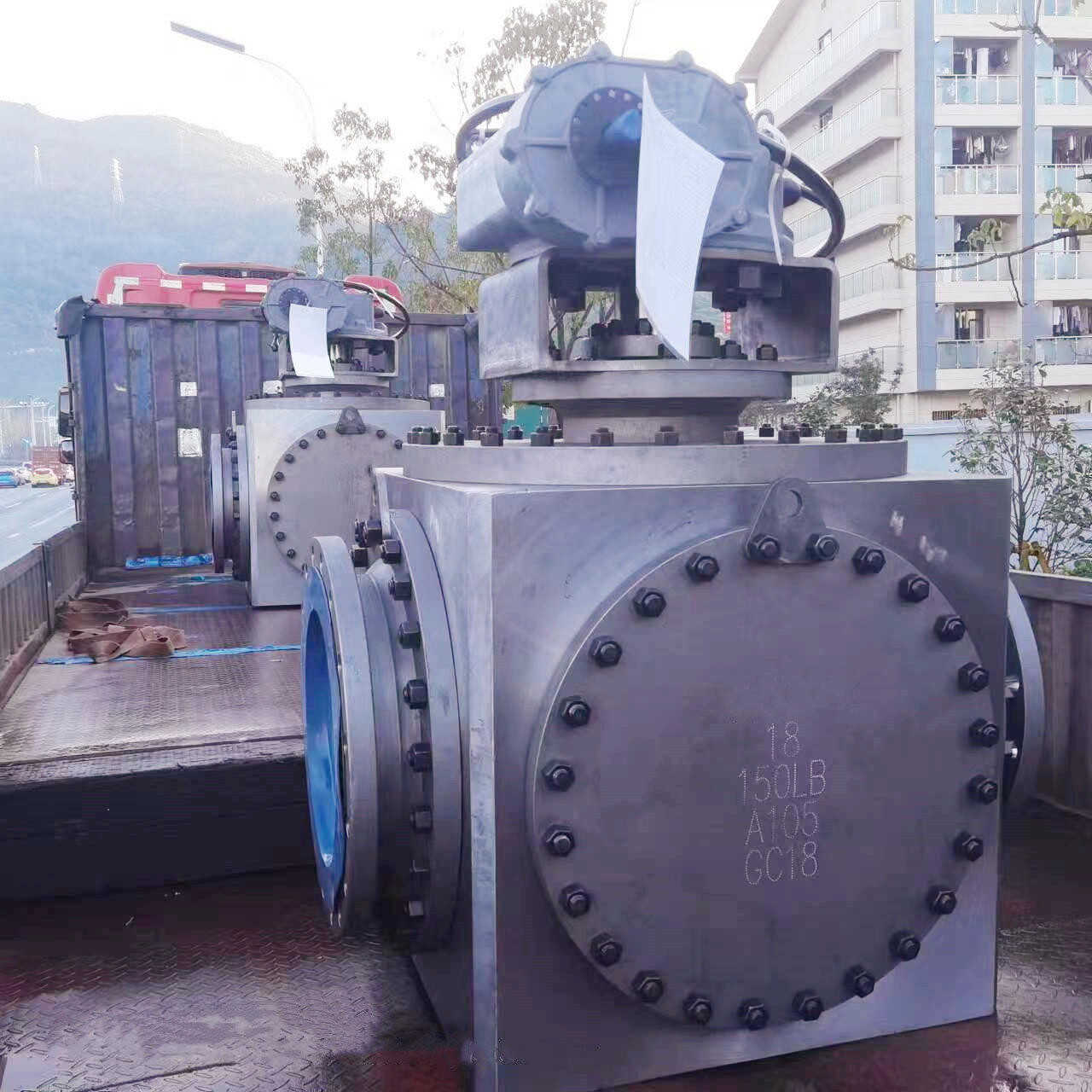 18 Inch Ball Valve, API 6D, ASTM A105, 150 LB, RF, Gear Box