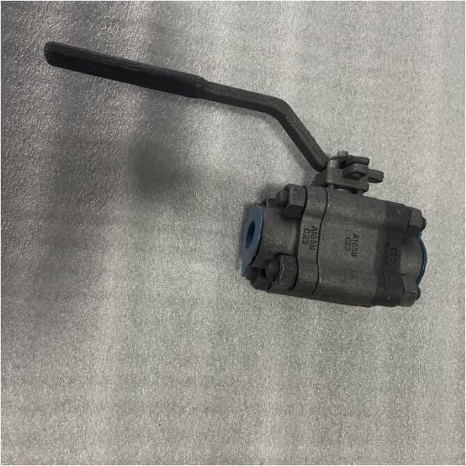 3 Piece ASTM A105N Ball Valves, 1 Inch, CL 800 LB, API 608