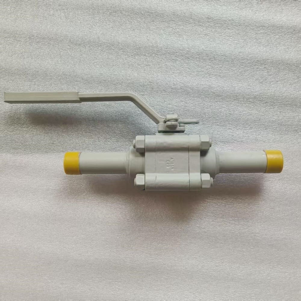 API 608 Floating Ball Valves, A105, 3/4 Inch, CL800 LB, NPT