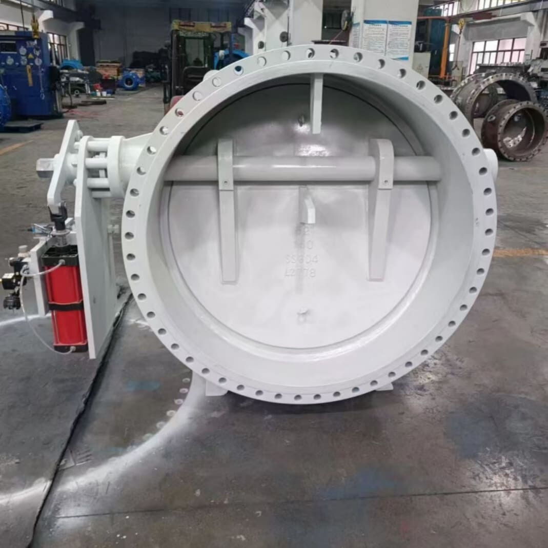 Slow Closing Butterfly Check Valve, F304, 52 IN, 150 LB, RF