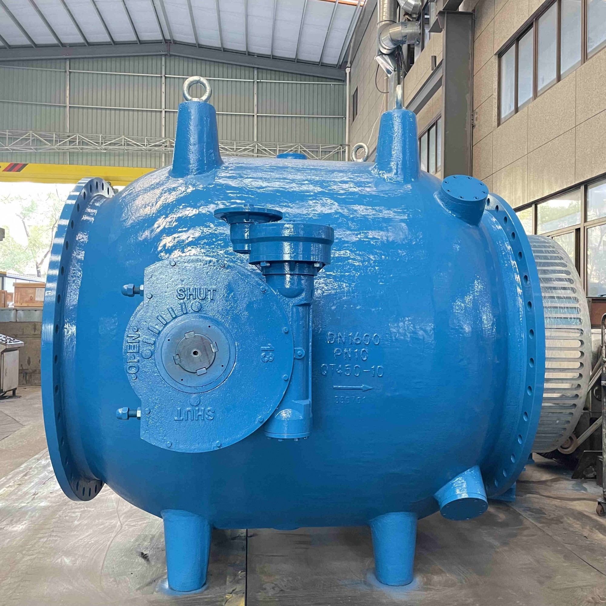 Piston Type Flow Regulator, DN1600, PN10, RF, CJ/T 219
