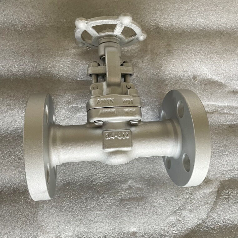 API 602 Bolted Bonnet Gate Valve, ASTM A105N, CL600, 3/4 IN