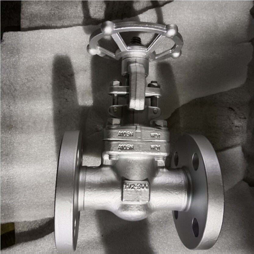 API 602 Carbon Steel Gate Valve, 1-1/2 Inch, 300 LB, A105N