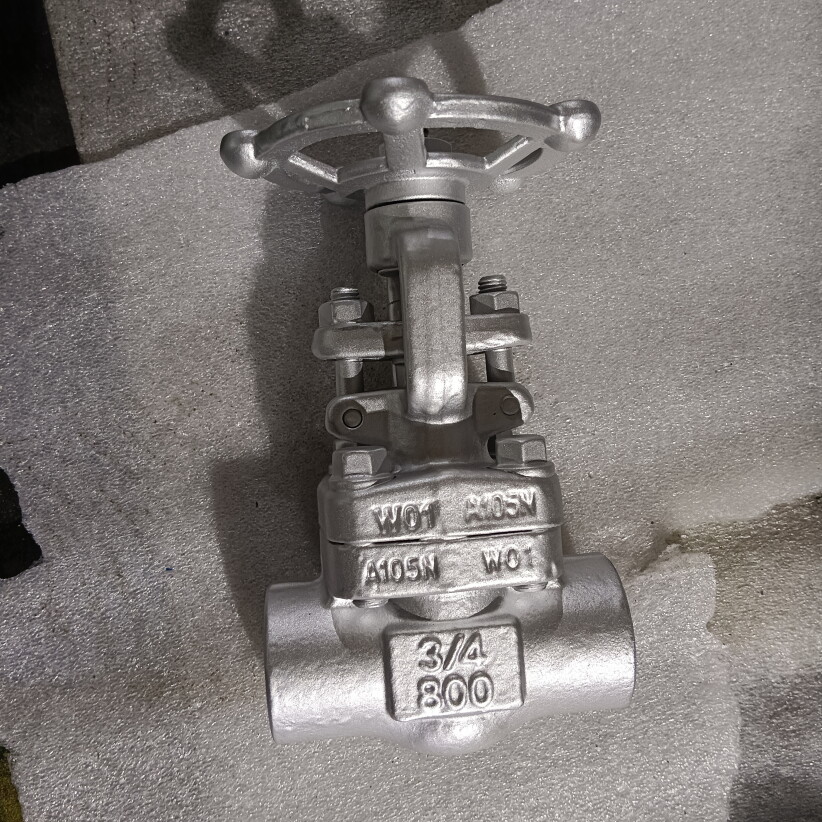 ASTM A105N Bolted Bonnet Gate Valve, 3/4 IN, 800 LB, API 602