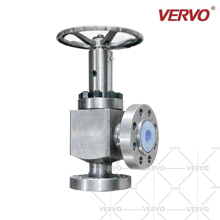 90 Degree Globe Valve, ASTM A182 F304L, 1-1/2 Inch, 900 LB