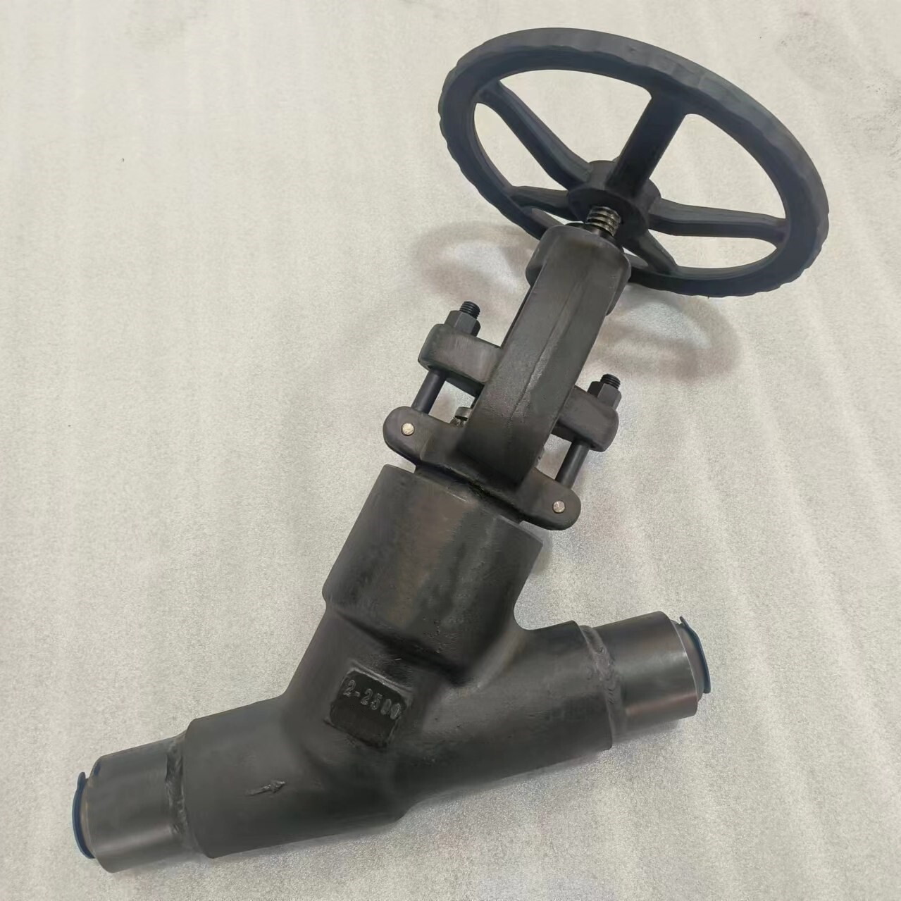 ASTM A336 F22 Y Globe Valve, 2 Inch, 2500 LB, API 602, BW