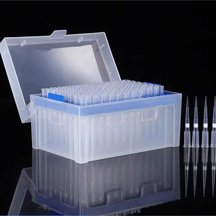 RNase/DNase Free Sterile Pipette Tips, 200 µL, Transparent