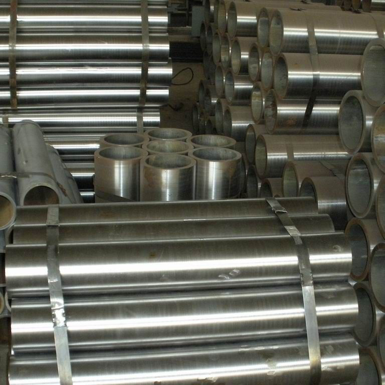 Cold Rolled Seamless Steel Tube for St37 Hydraulic Cylinder