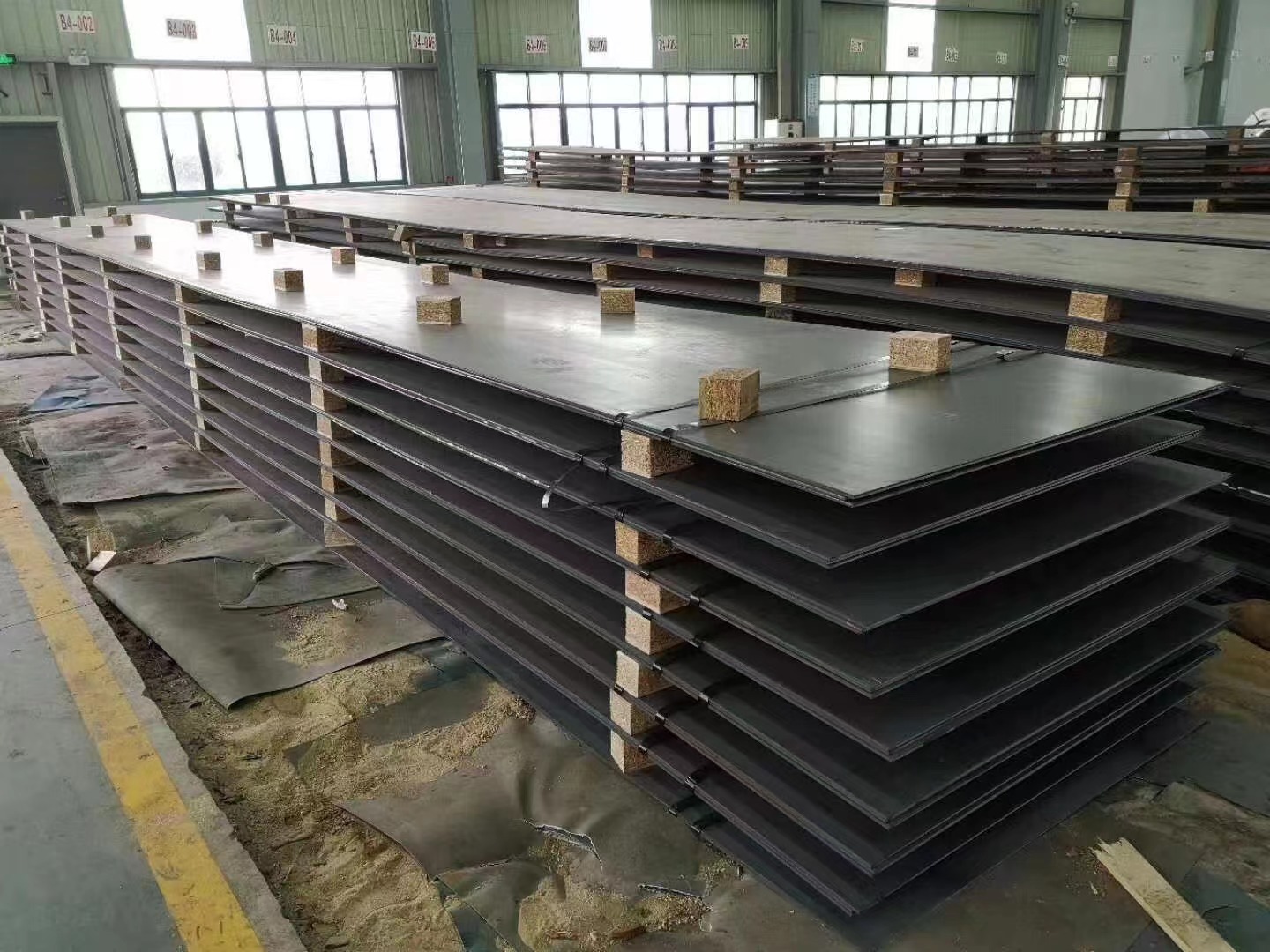 Steel plate grade EN 10028-2 P295GH,2200 x 5800 mm,12 mm