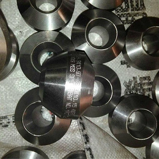 ASTM A105 Reducing Weldolet, MSS SP-97, 5 X 2 Inch