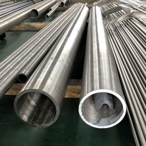 304L Stainless Steel Seamless Pipes With Caps Size:88.9Inch 5.49MM Thickness.