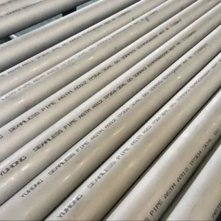 304L Stainless Steel Seamless Pipes With Caps Size:5Inch 5.49MM Thickness.