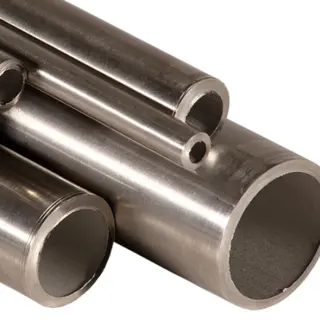 316L Stainless Steel Seamless Pipes With Caps Size:2Inch 3.91MM Thickness.