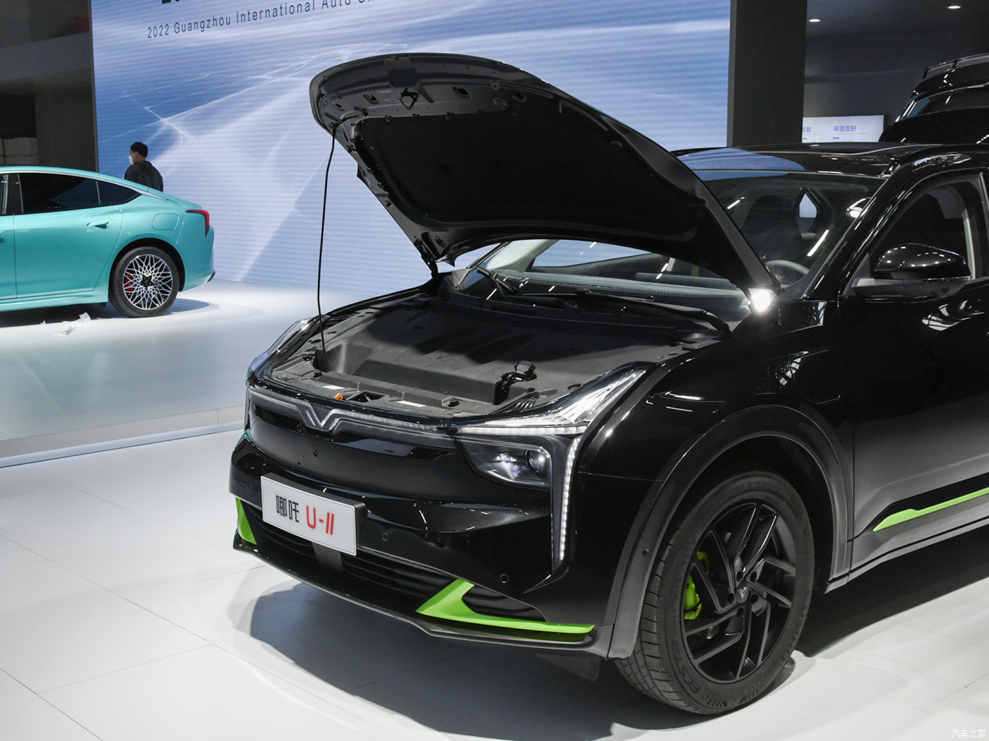 China 2022 Neta U400km Range Ternary Lithium Battery Cheap SUV Car Used New Electric Cars