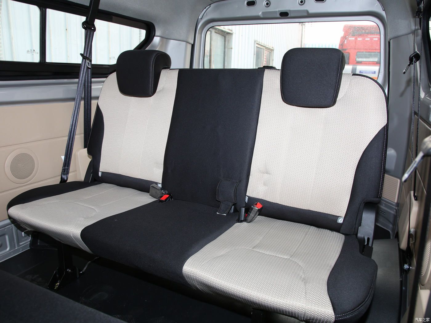 Popular China Brand Chang&prime;an Kuayue Star V5 New Energy EV 410km for Passengers Electric Car