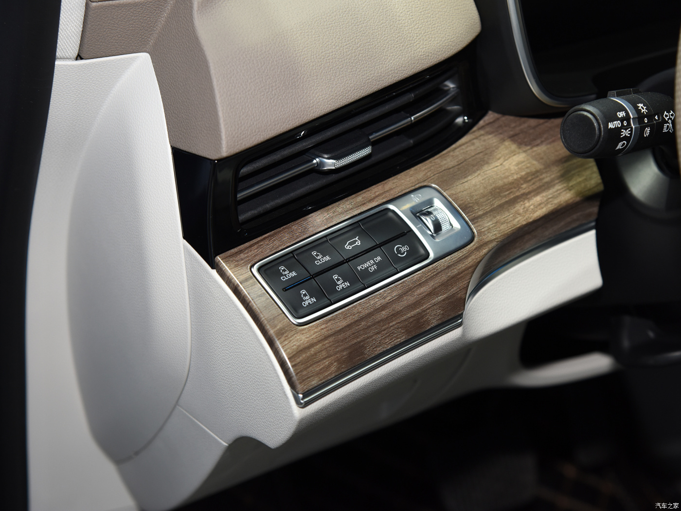 China Electric Car Roewe MPV Imax8 EV Vehicle 7 Seats Cars Electric Cars China Used Vehicles Electric Cars