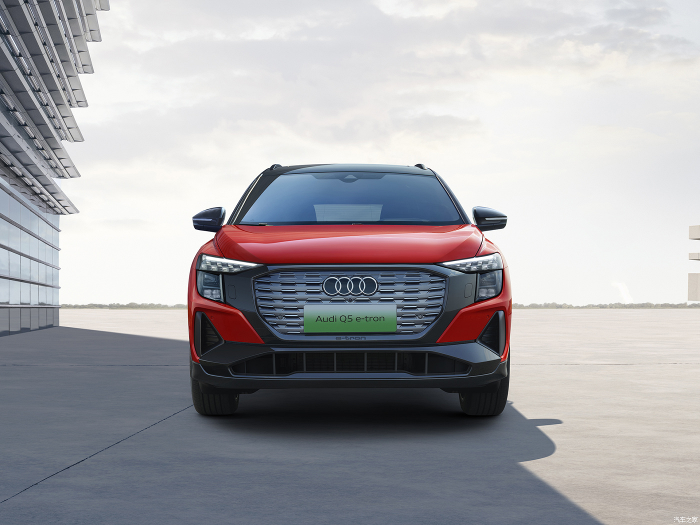 China wholesale price Q5 E-Tron Doors 5 Seats SUV 605 Km New Cars Luxury Used Car