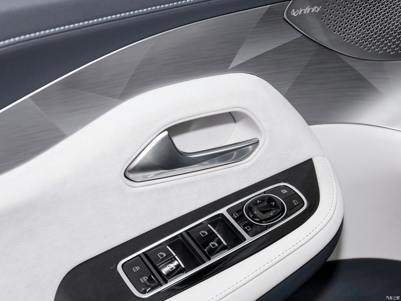 China Arcfox Alpha S 2022 Model 525s 160kw Electric Car New or Stock Car for Sale